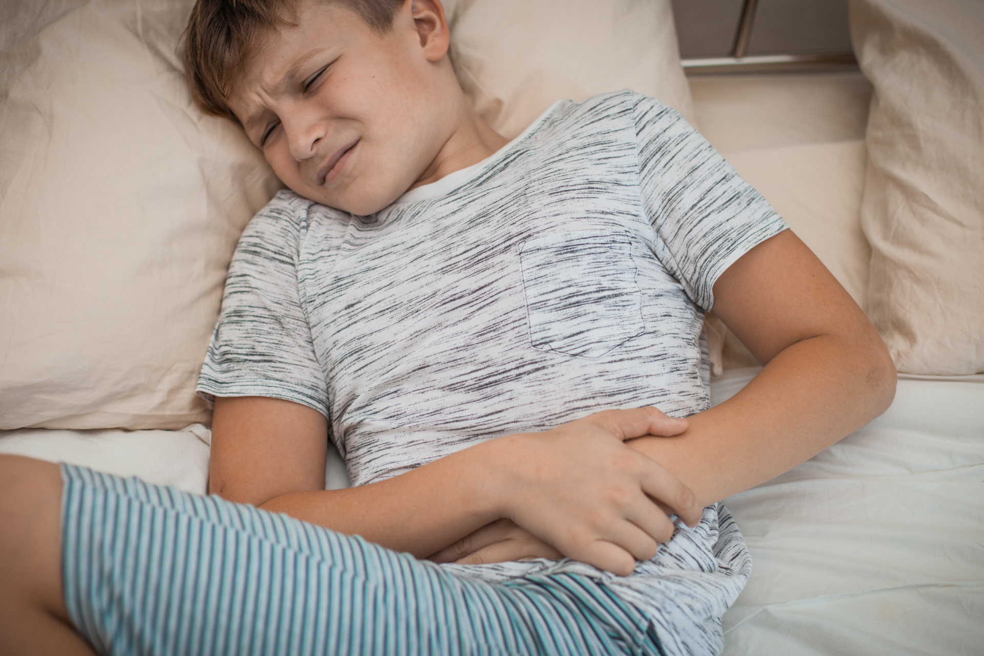 Niño con estreñimiento